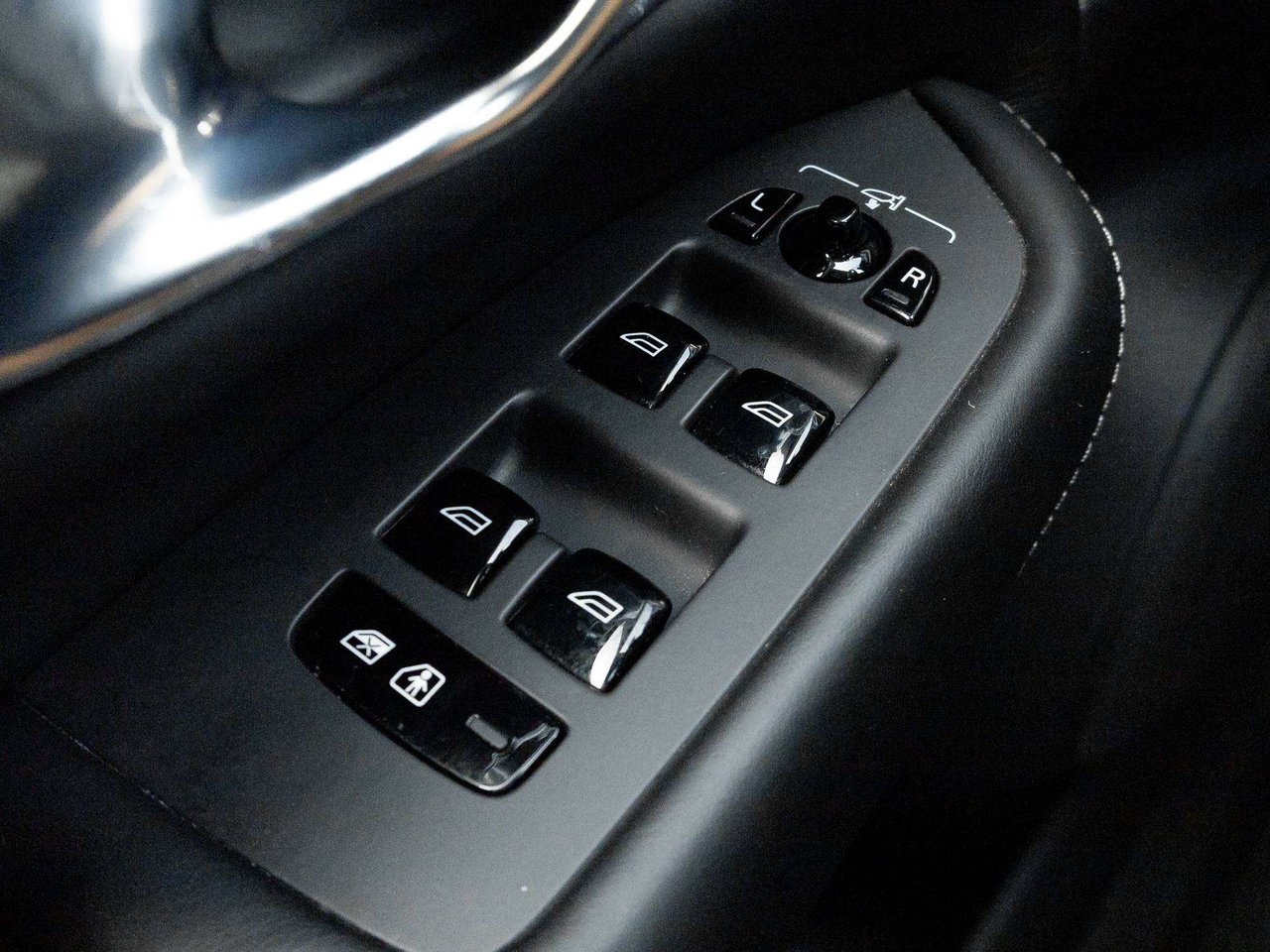 Volvo XC90 Inscription 2018-13