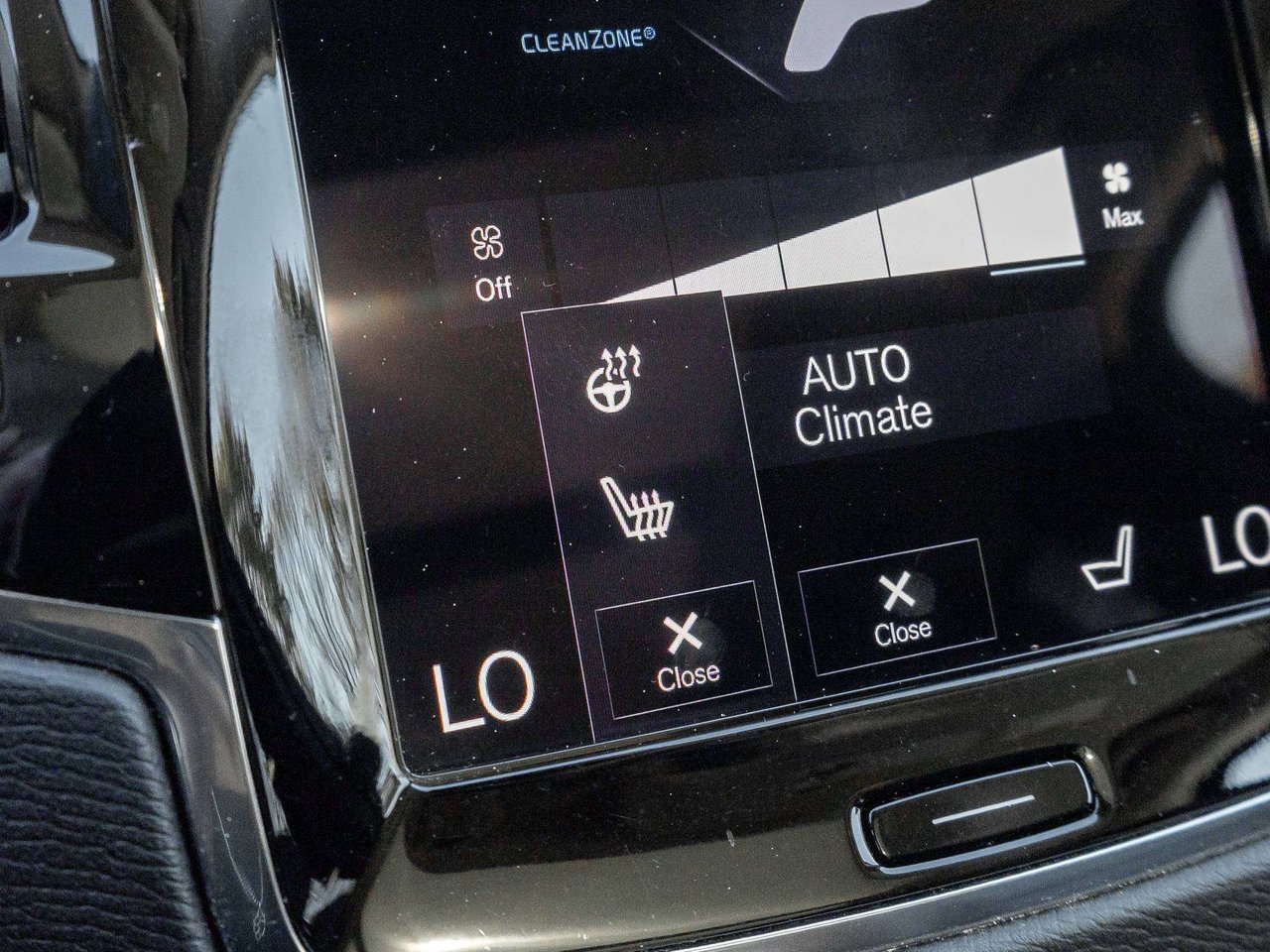 2020 Volvo XC90 MOMENTUM PLUS^Trade In^One Owner^6 Seater-25