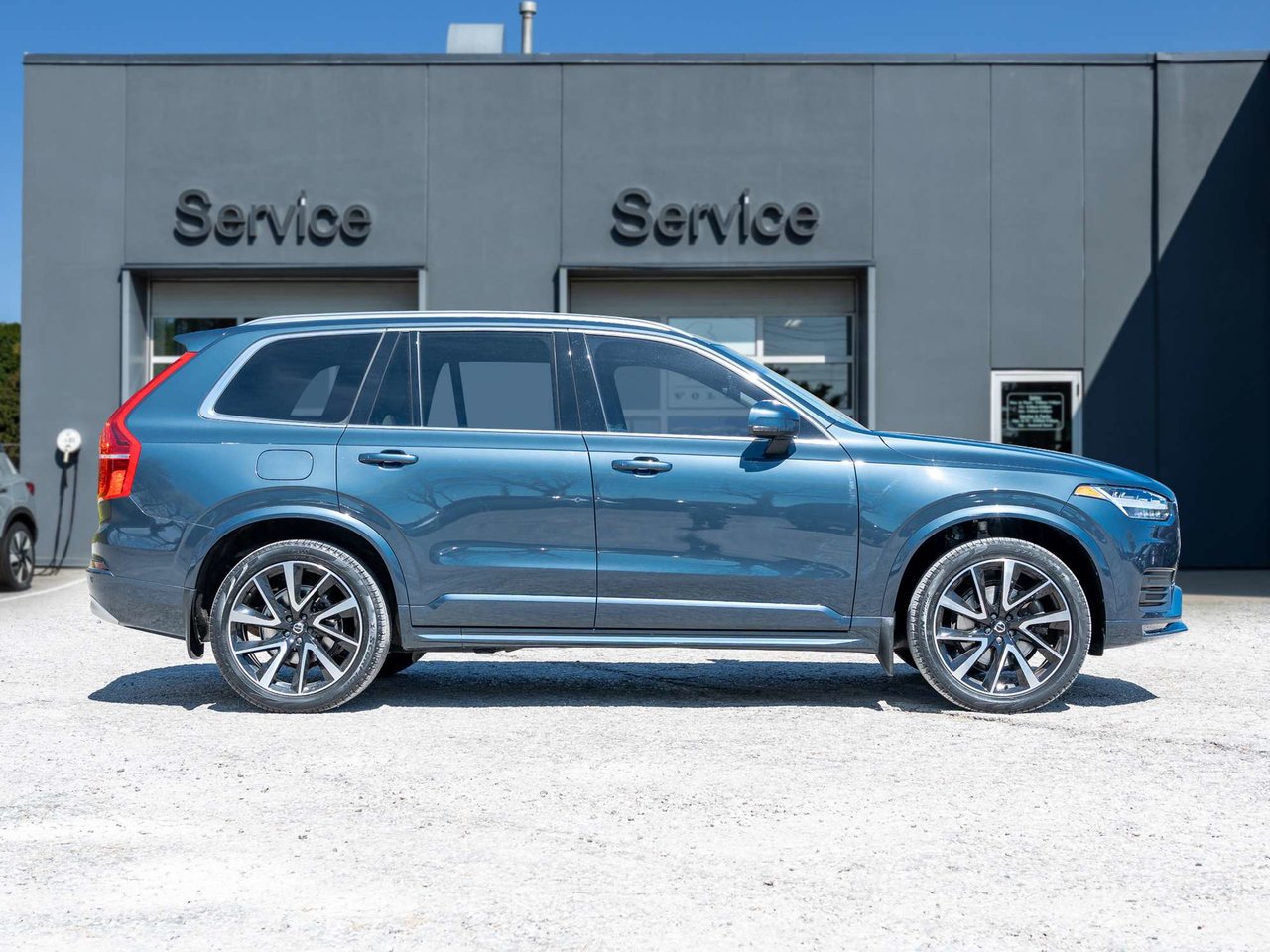 2022 Volvo XC90 T6 AWD Momentum 7 Seater  NEW BRAKES-4