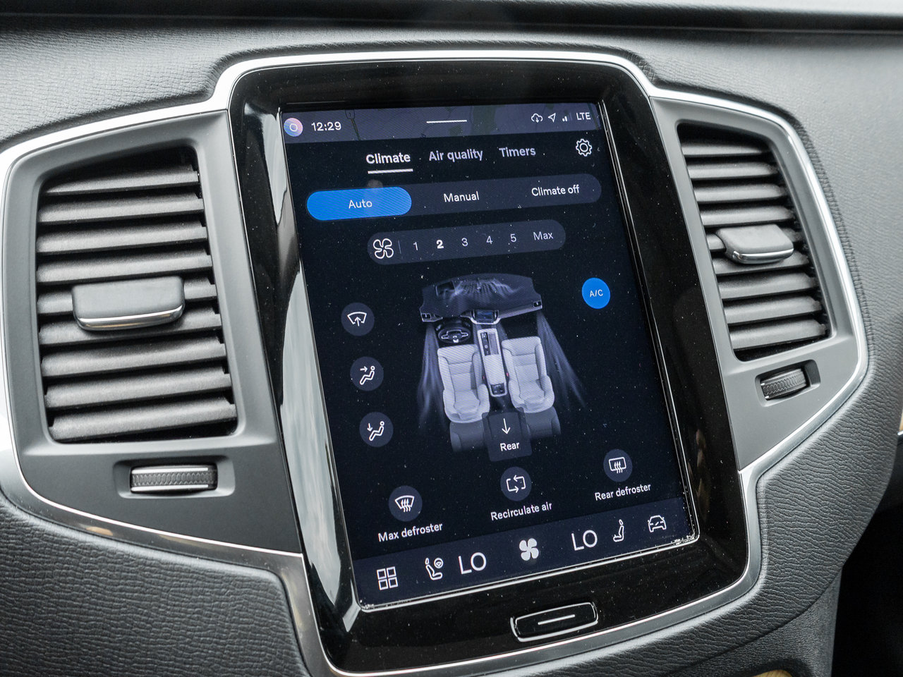 2023 Volvo XC90 B6 AWD Core 7-Seater-18