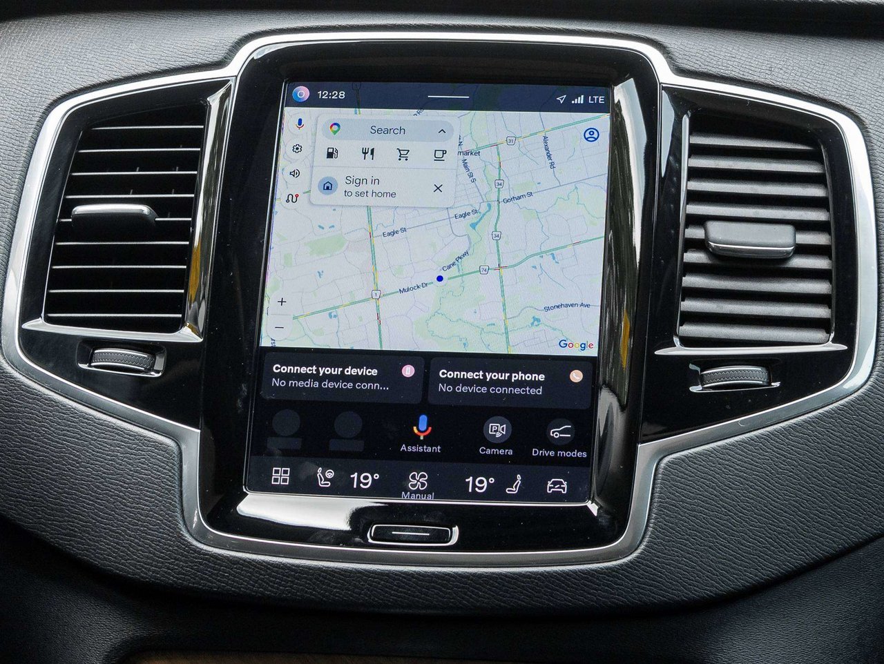 Volvo XC90 Plus Bright Theme 2024-28