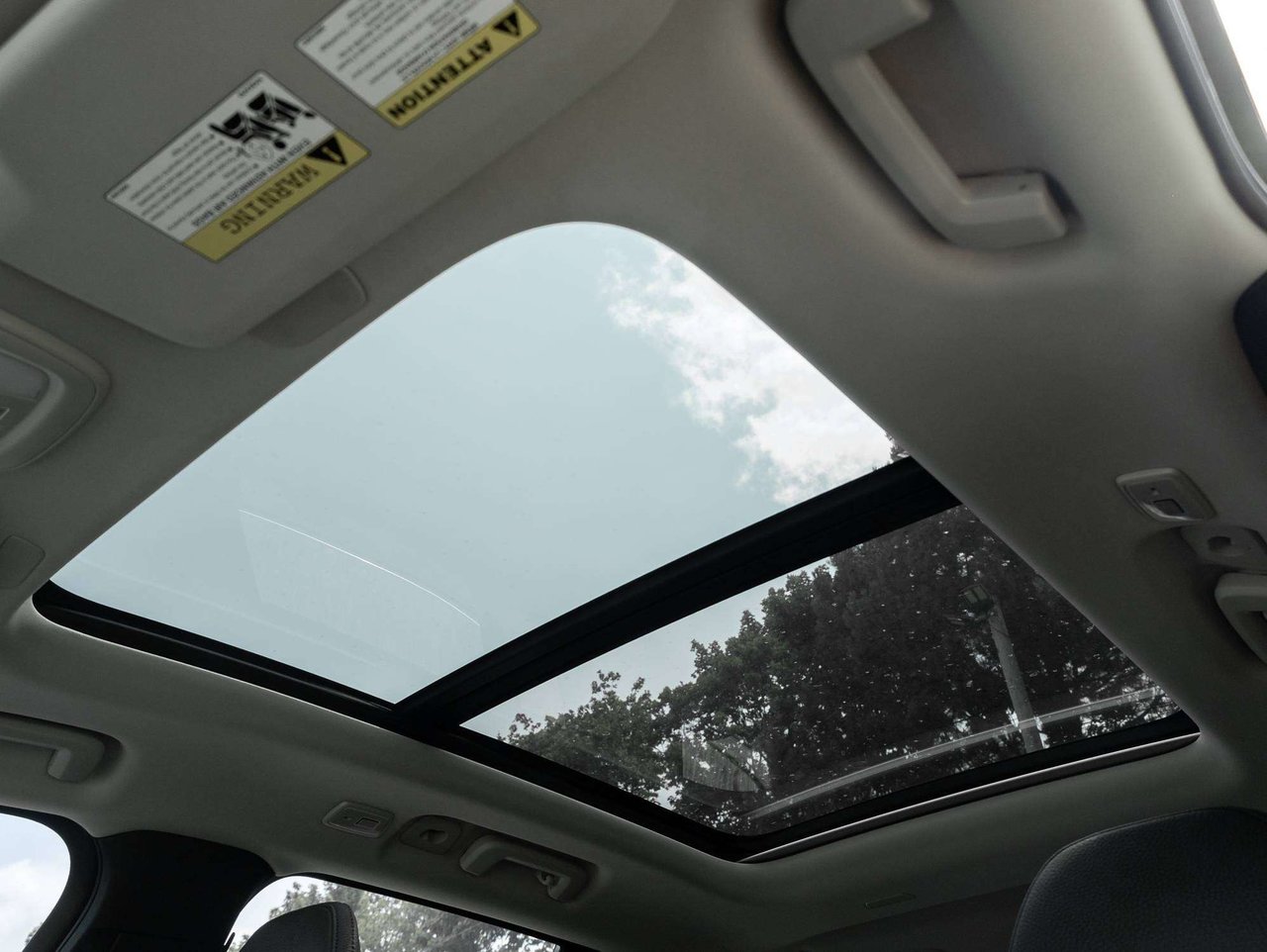 Volvo XC90 Plus Bright Theme 2024-22