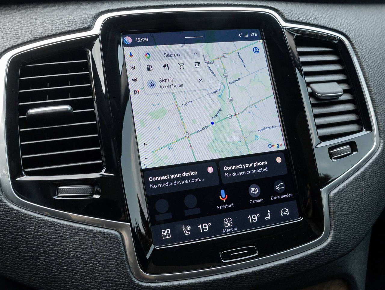Volvo XC90 Plus Bright Theme 2024-11