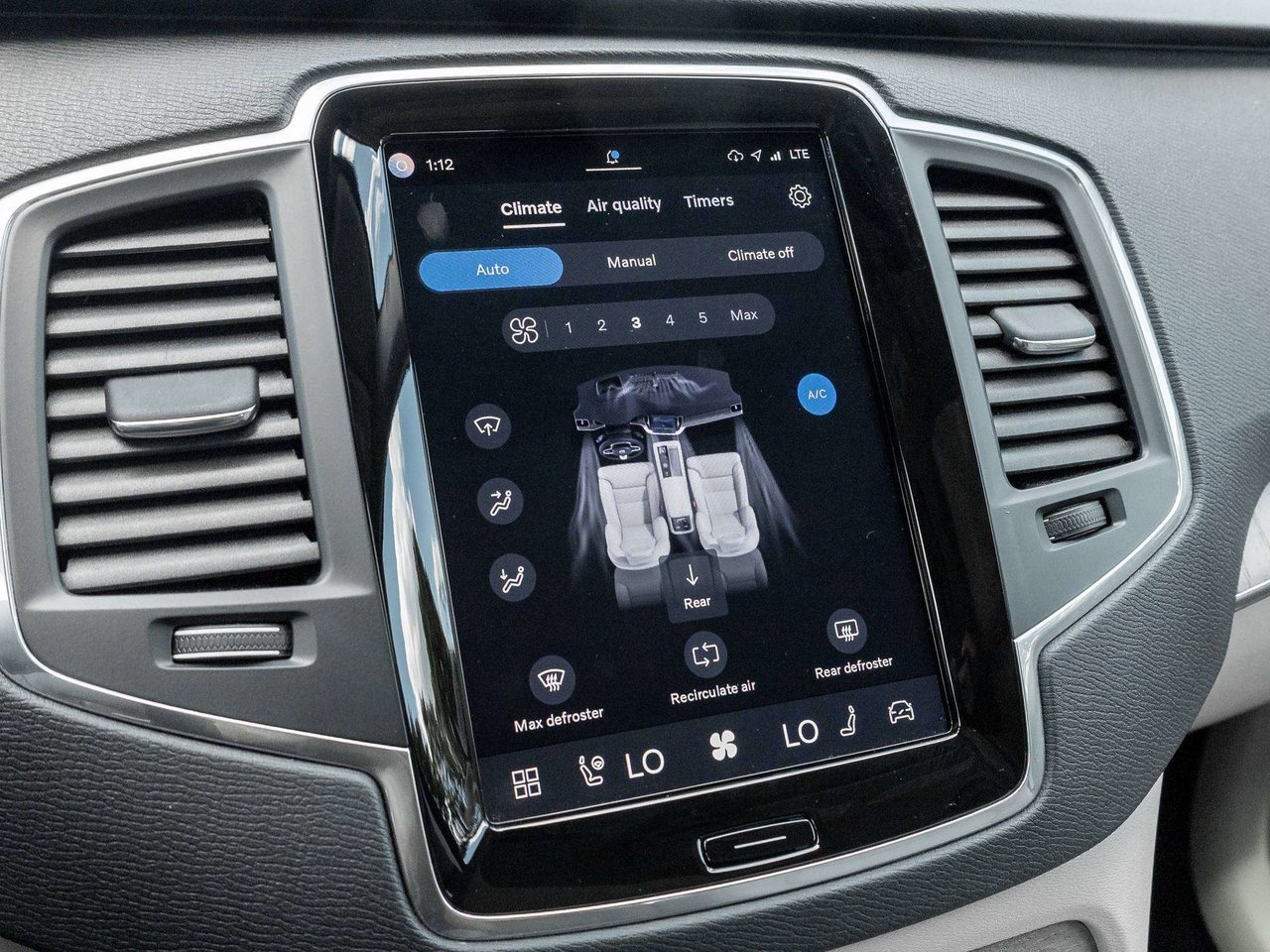 2024 Volvo XC90 Core Bright Theme-16