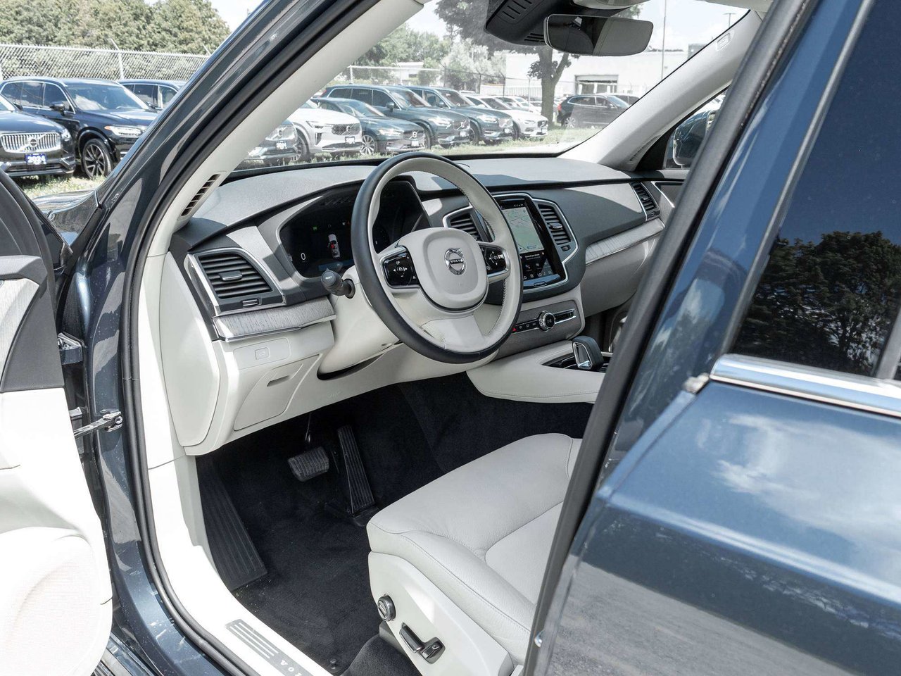 2024 Volvo XC90 Core Bright Theme-6