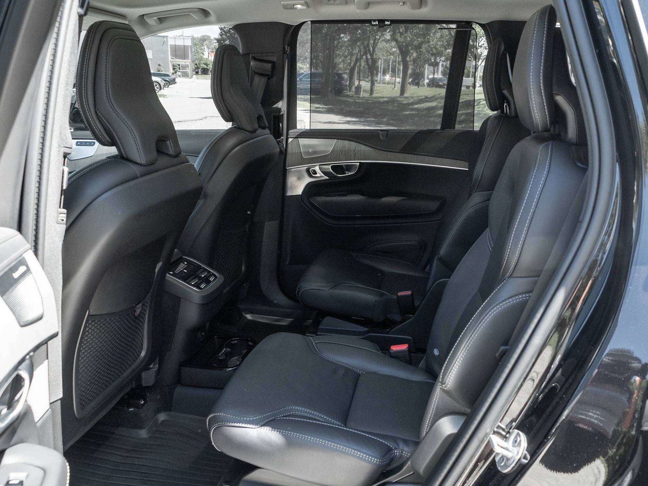2024 Volvo XC90 Ultimate Bright Theme-25