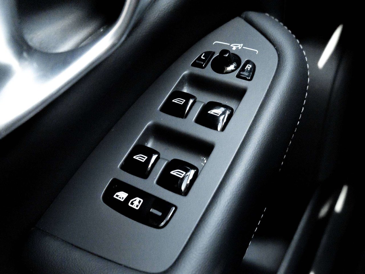 2024 Volvo XC90 Ultimate Bright Theme-16