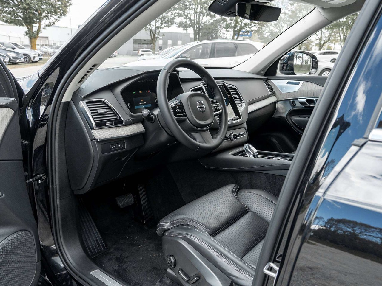 2024 Volvo XC90 ULTIMATE^6 Seater^Plug-In Hybrid^Rate fr 2.99%*-7