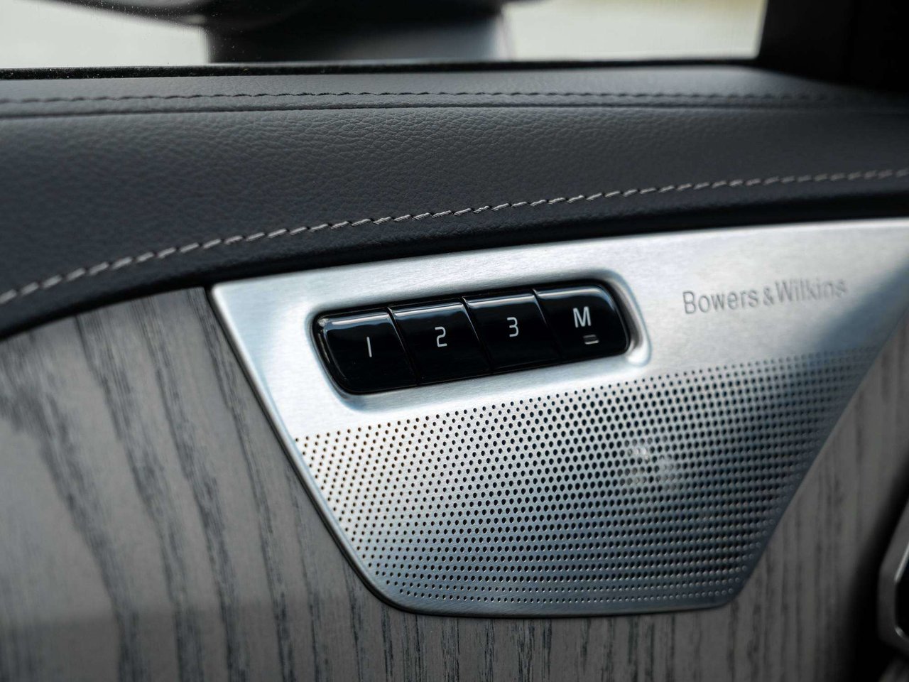 2024 Volvo XC90 ULTIMATE^6 Seater^Plug-In Hybrid^Rate fr 2.99%*-15