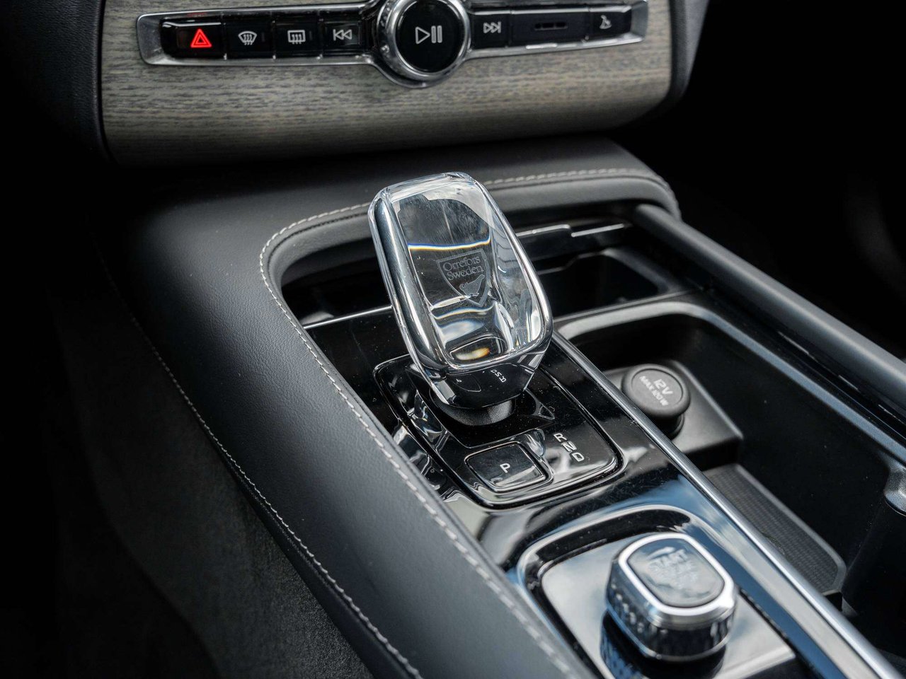 2024 Volvo XC90 ULTIMATE^6 Seater^Plug-In Hybrid^Rate fr 2.99%*-17