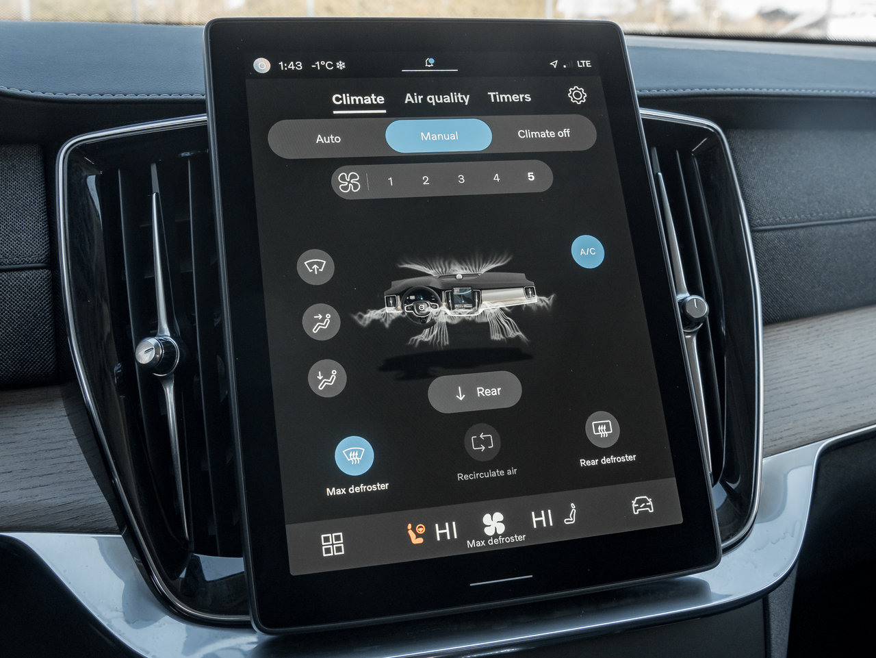 Volvo XC90 2025.5 B6 AWD Plus 7-Seater  NEARLY NEW  CPO 2025-20