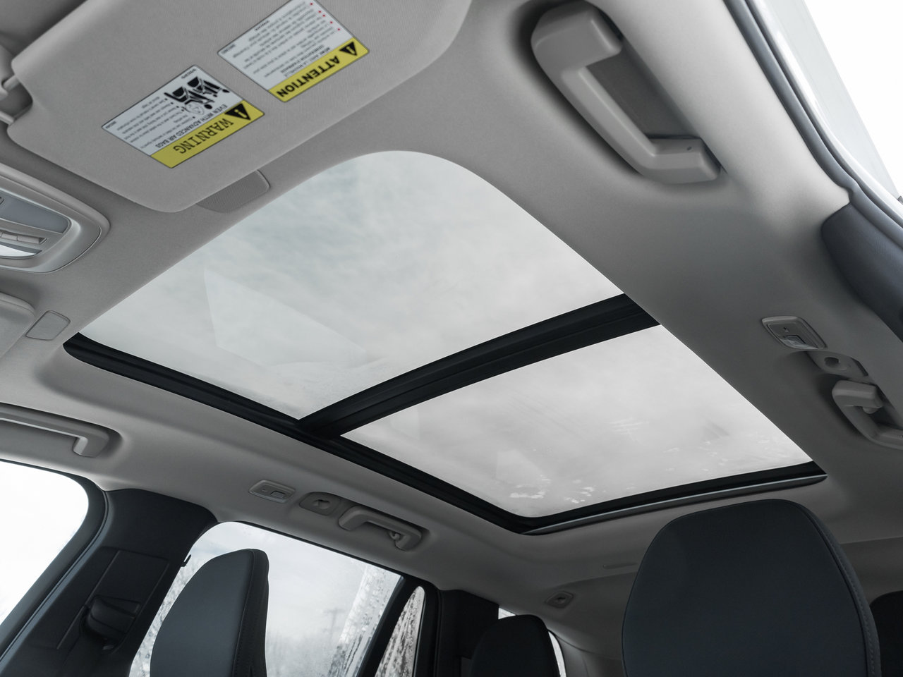 Volvo XC90 2025.5 B6 AWD Plus  VOLVO CPO RATE FROM 3.49%* 2025-23