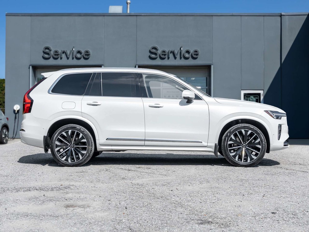 2025 Volvo XC90 Ultra Bright Theme-3