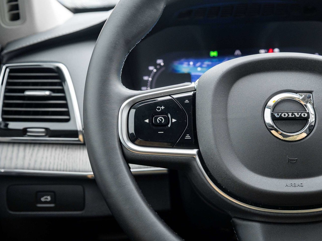 2025 Volvo XC90 ULTRA^Trade In^Polestar^Volvo CPO Rate fr 2.99%*-10