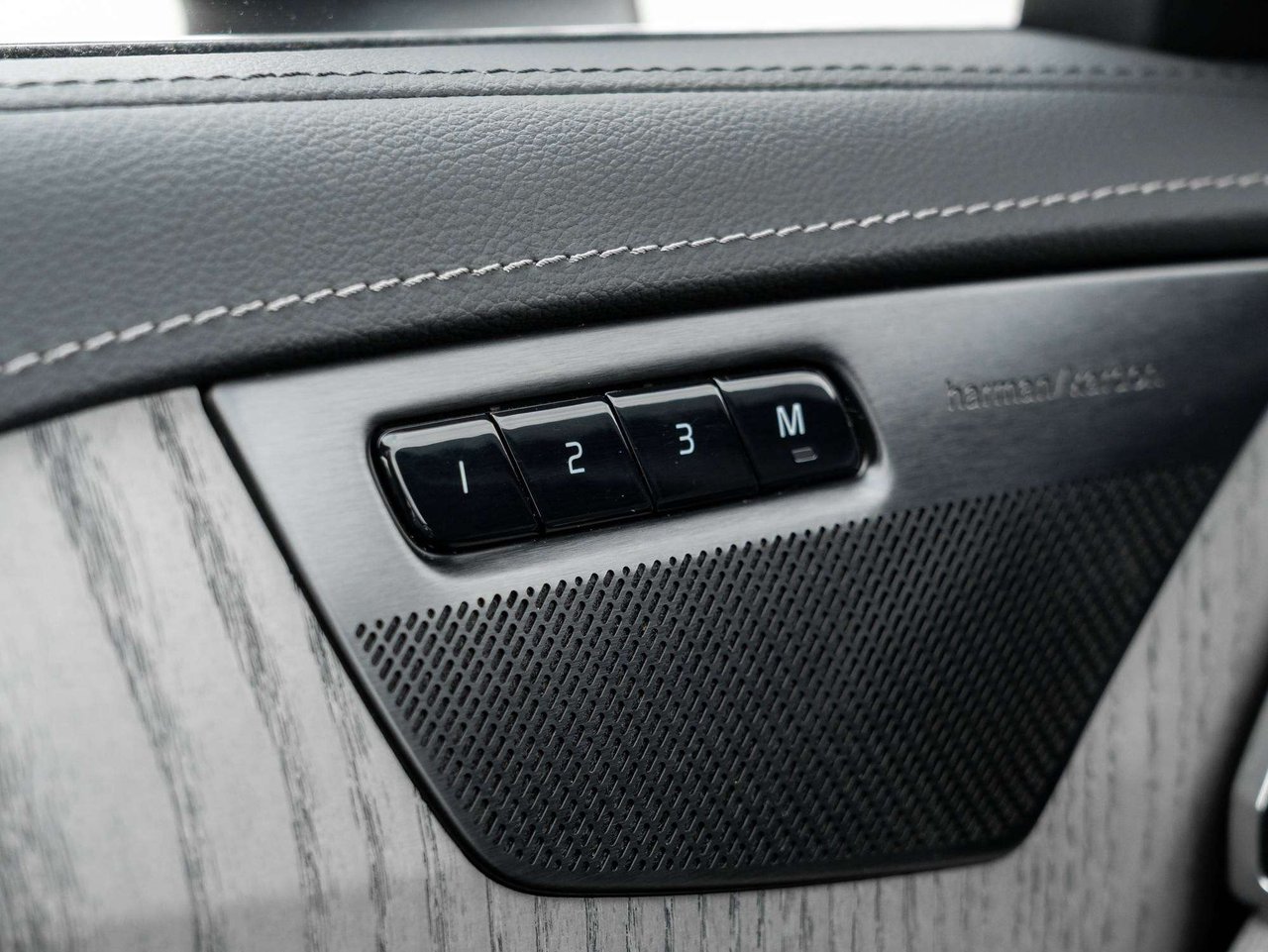 Volvo XC90 ULTRA^Off lease^Volvo CPO Finance Rate 2.99%*-3.99 2025-14
