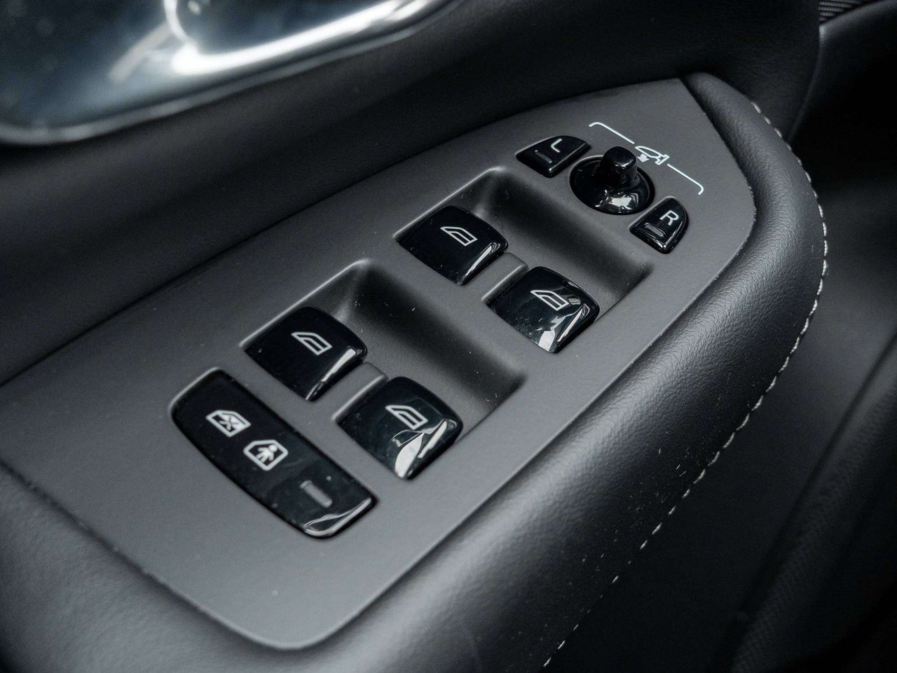 Volvo XC90 ULTRA^Off lease^Volvo CPO Finance Rate 2.99%*-3.99 2025-13