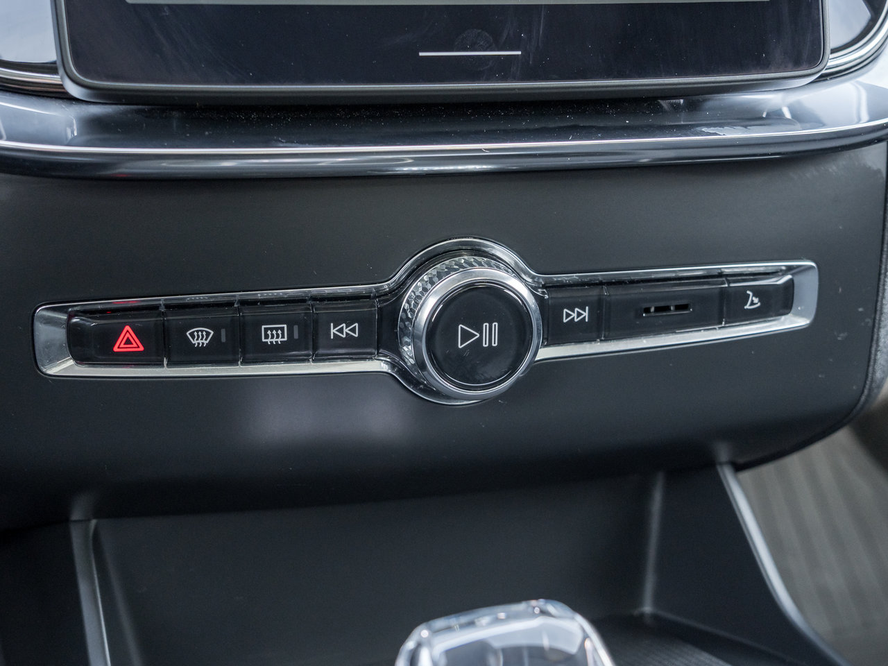 2026 Volvo XC90 B6 AWD PLUS Dark Theme 7-Seater-VOLVO CPO KE NEW-17