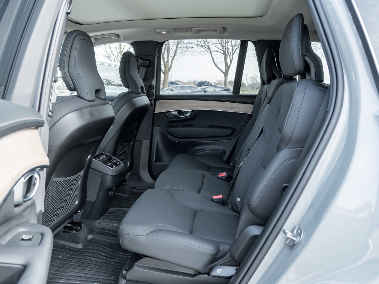 2026 Volvo XC90 B6 AWD PLUS Dark Theme 7-Seater-VOLVO CPO KE NEW-22