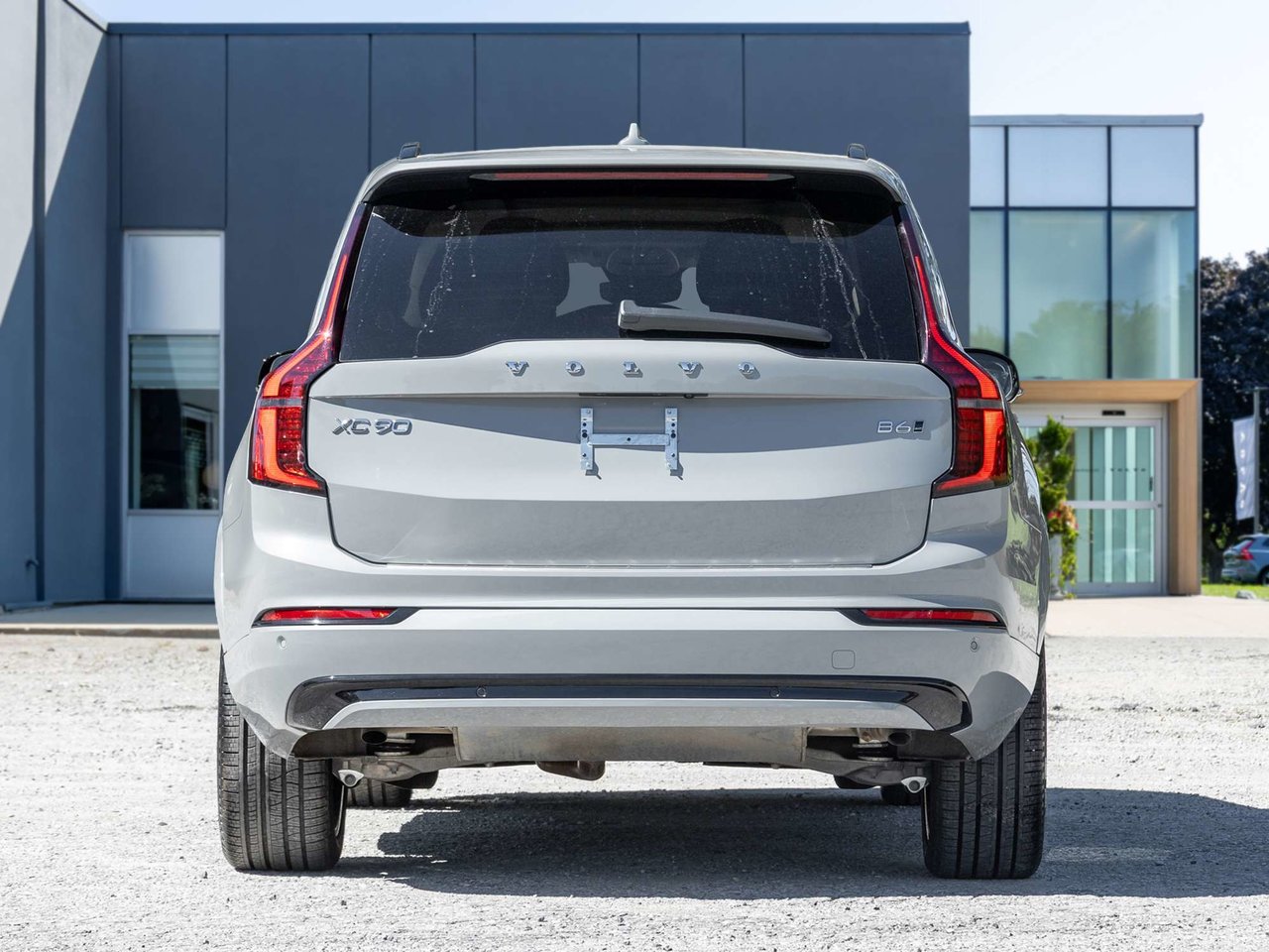 2026 Volvo XC90 Plus Dark Theme-5