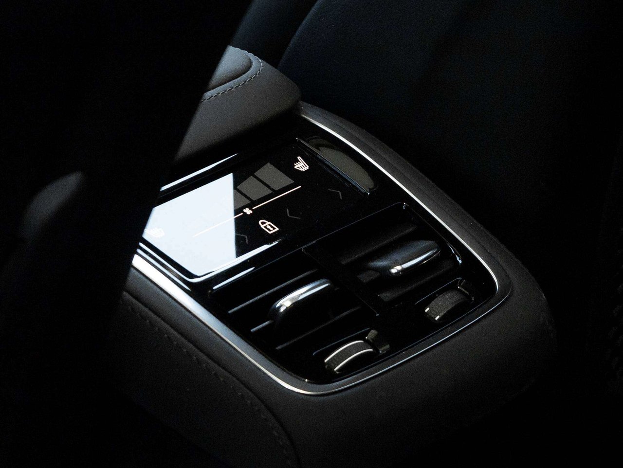 2026 Volvo XC90 B6 AWD ULTRA  LIKE NEW  VOLVO CPO  HARMAN KARDON-25