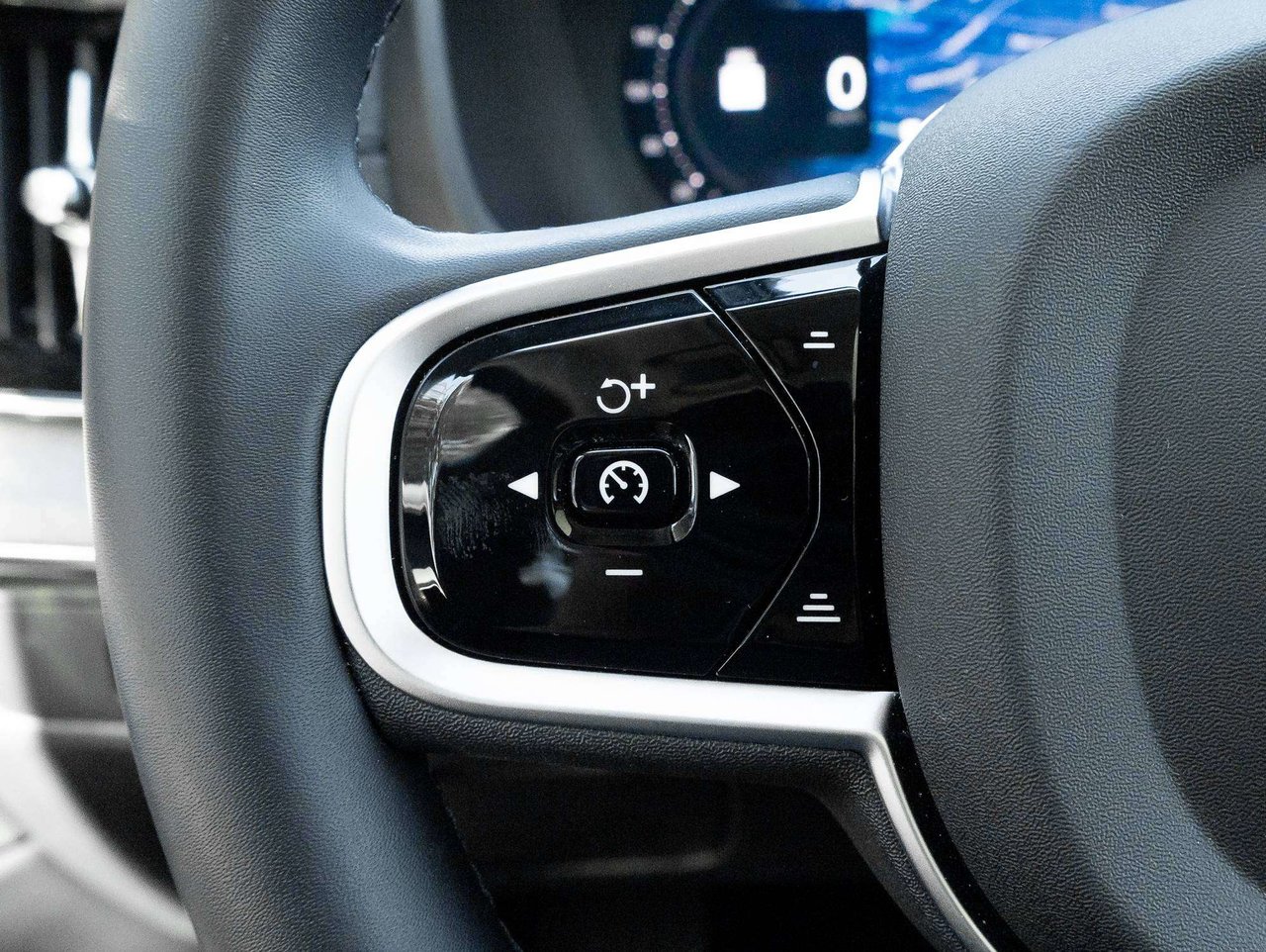2026 Volvo XC90 B6 AWD ULTRA  LIKE NEW  VOLVO CPO  HARMAN KARDON-10