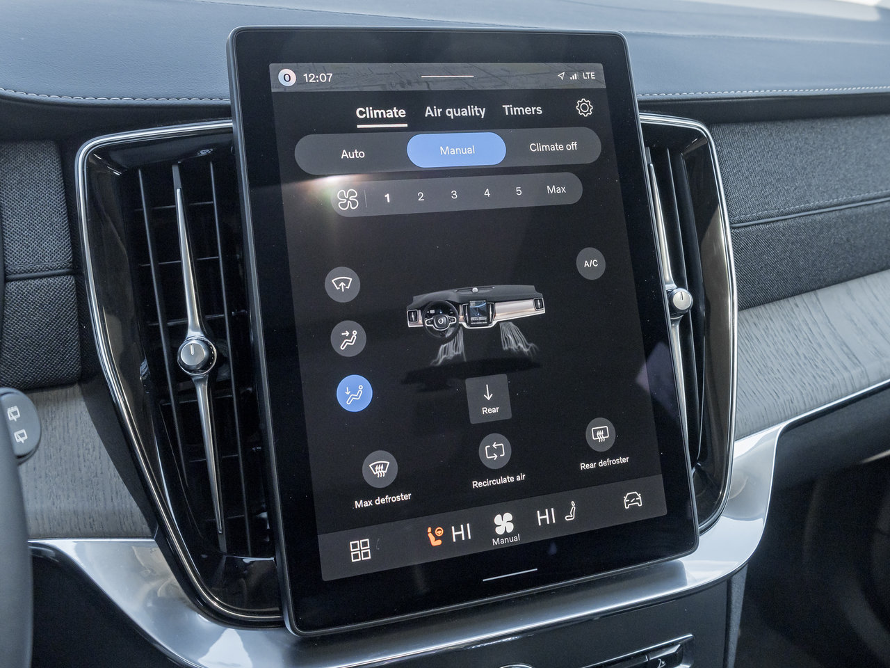 Volvo XC90 B6 AWD ULTRA  LIKE NEW  VOLVO CPO  HARMAN KARDON 2026-20