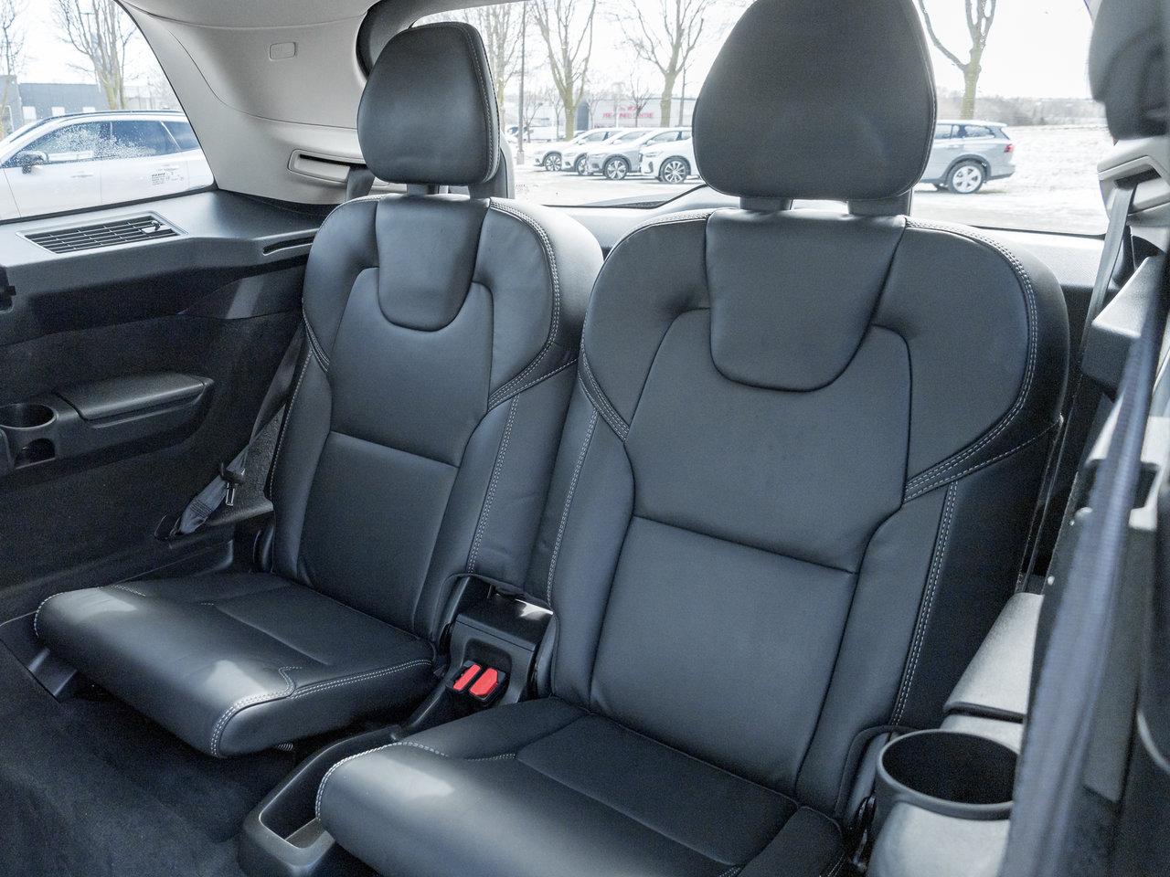 2026 Volvo XC90 B6 AWD Ultra Bright Theme 6-SEATER  HARMAN KARDON-26