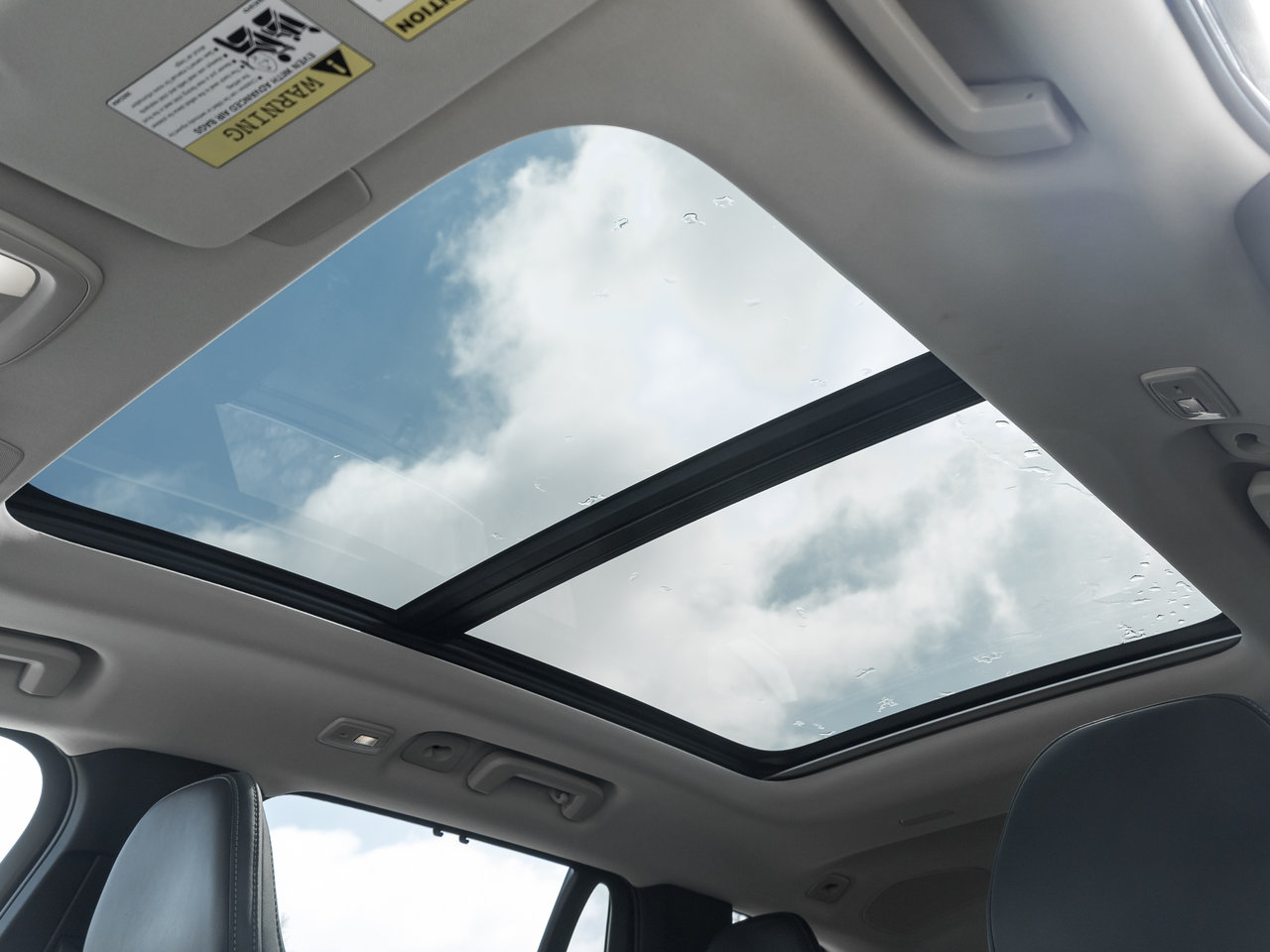 2026 Volvo XC90 B6 AWD Ultra Bright Theme 6-SEATER  HARMAN KARDON-22