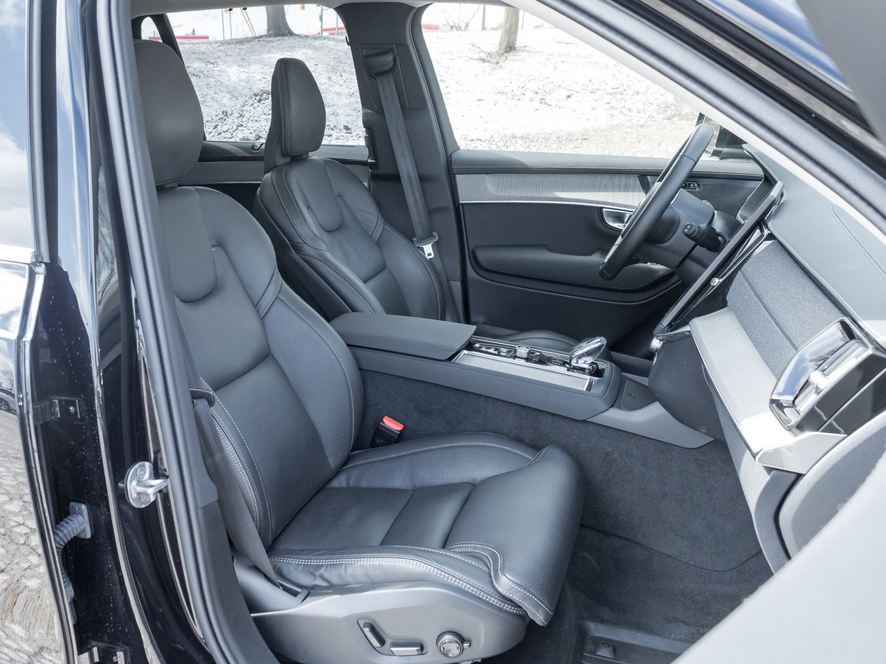 2026 Volvo XC90 B6 AWD Ultra Bright Theme 6-SEATER  HARMAN KARDON-23