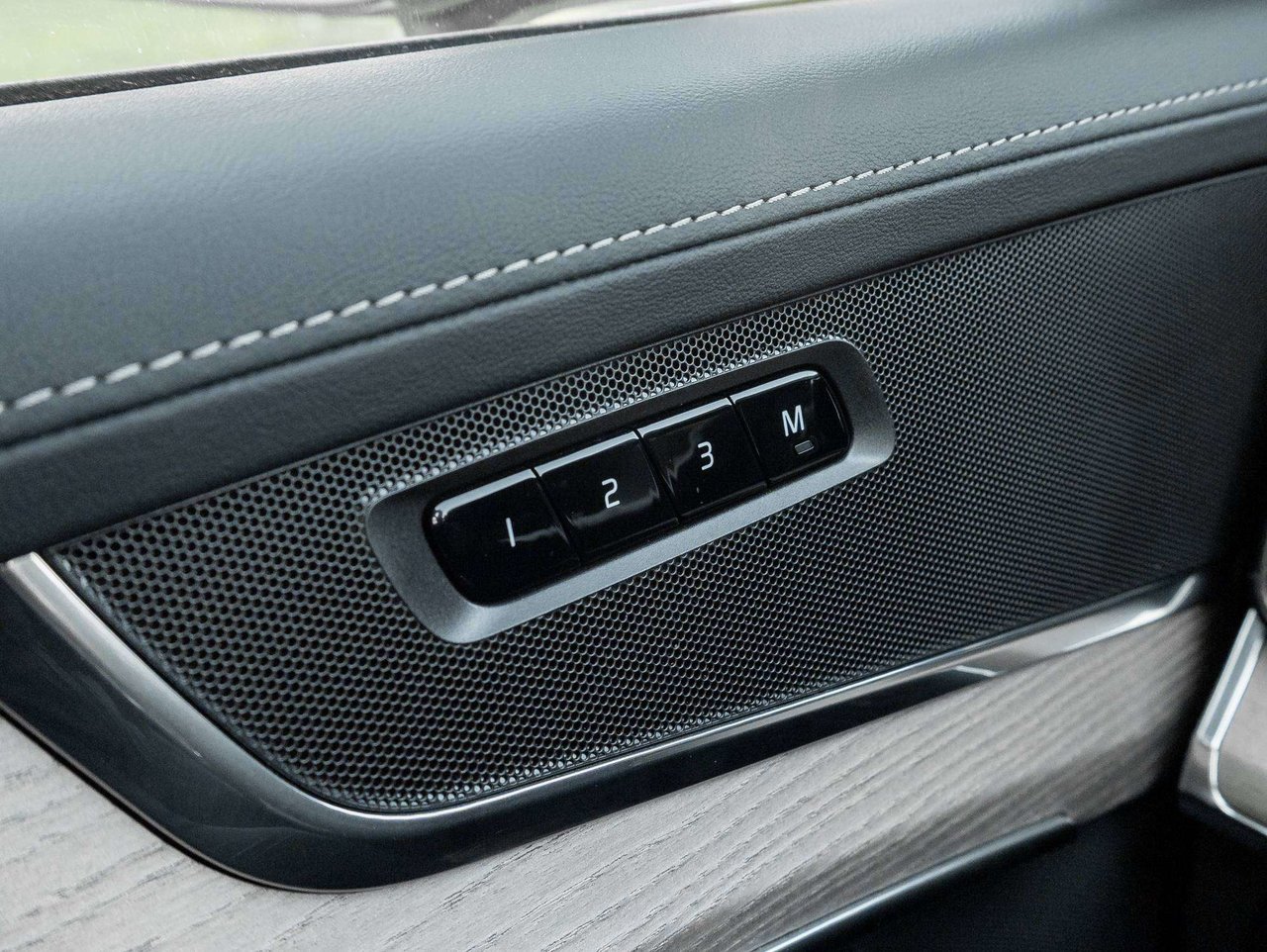 Volvo XC90 Core Bright Theme 2026-14