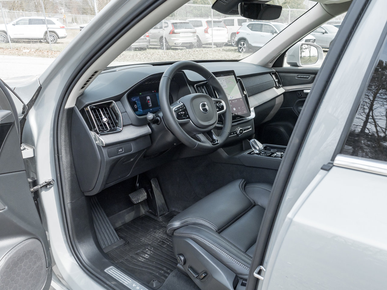 2026 Volvo XC90 B6 AWD Ultra Bright Theme 6-SEATER  HARMAN KARDON-7