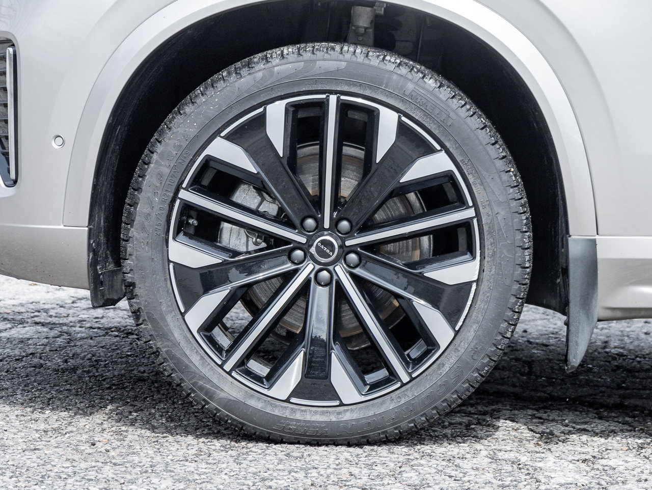 2026 Volvo XC90 B6 AWD PLUS  HARMAN KARDON  CPO RATE FROM 3.49%*-3