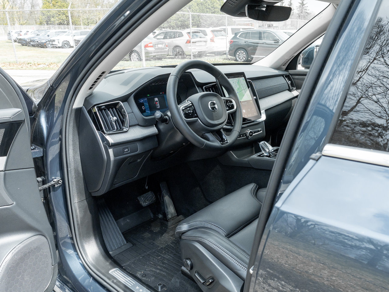 2026 Volvo XC90 B6 AWD ULTRA  LIKE NEW  LOW KM  DENIM BLUE  CPO-6