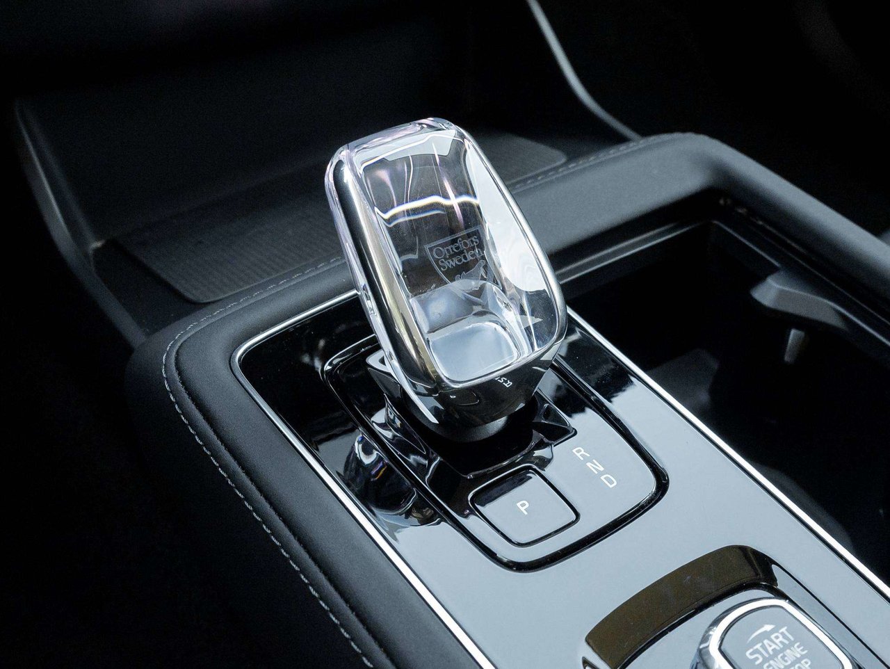 2026 Volvo XC90 Plus Dark Theme-17