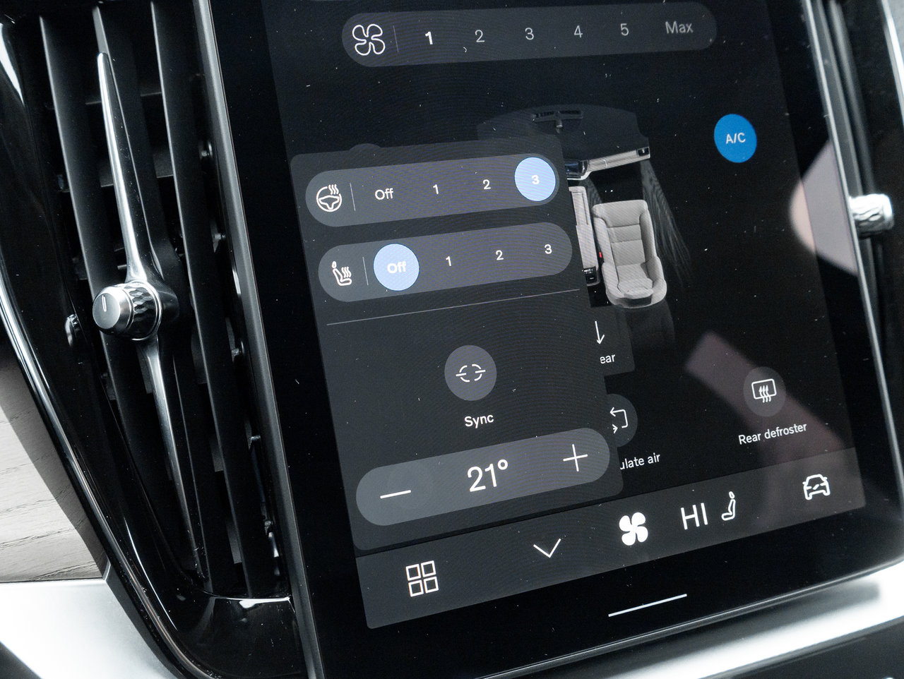 Volvo XC90 B6 AWD PLUS 7-Seater  LOW MILEAGE  HARMAN KARDON 2026-20