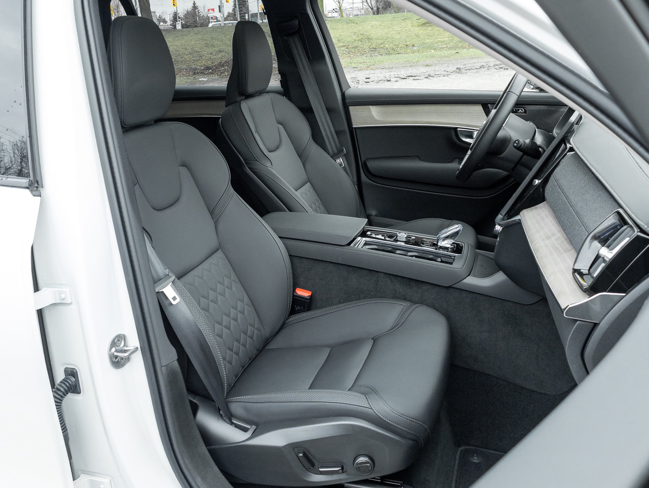 Volvo XC90 B6 AWD PLUS 7-Seater  LOW MILEAGE  HARMAN KARDON 2026-22