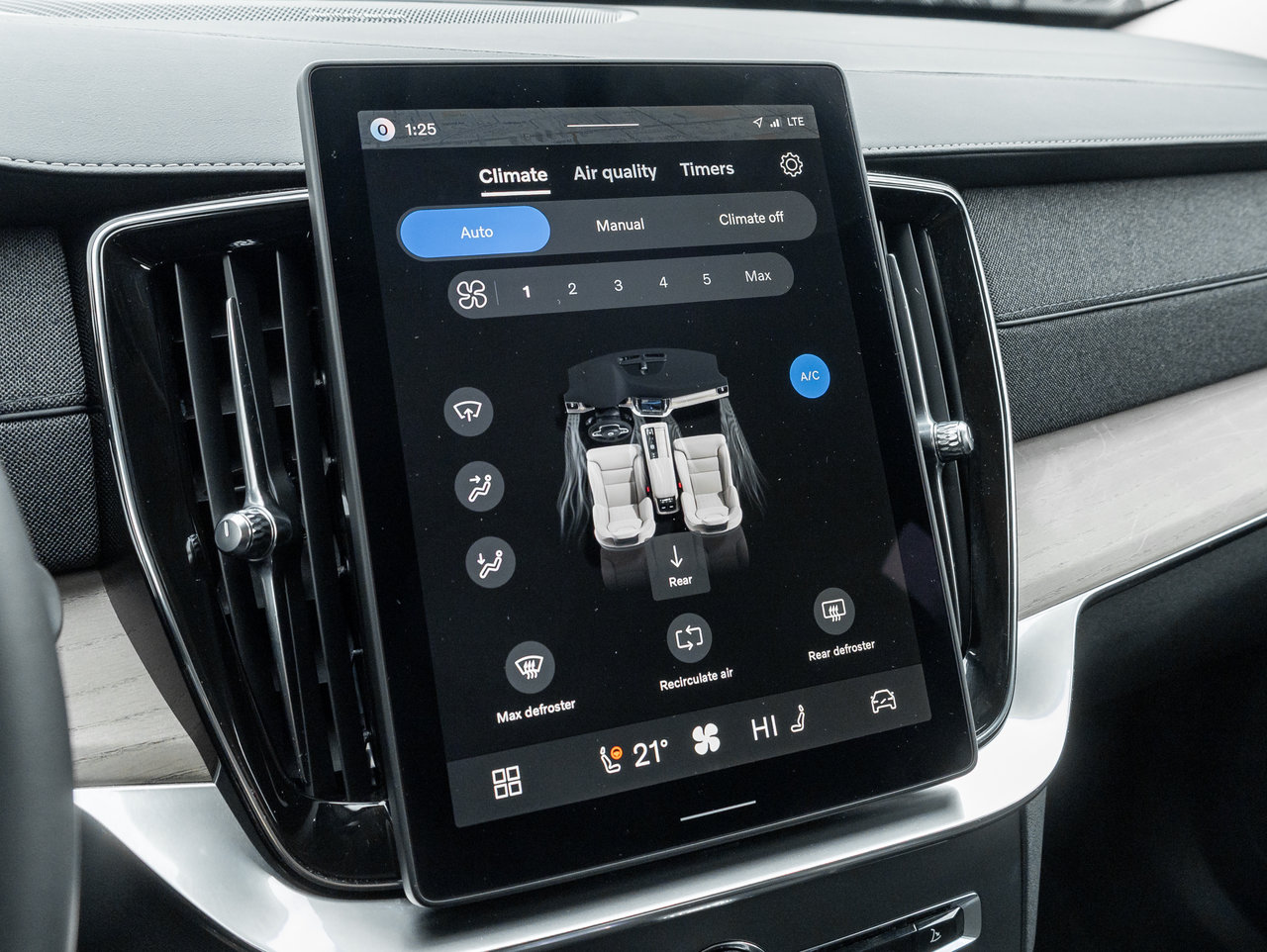 Volvo XC90 B6 AWD PLUS 7-Seater  LOW MILEAGE  HARMAN KARDON 2026-19