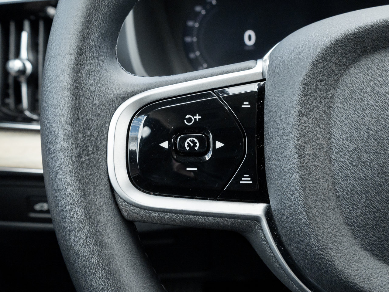 Volvo XC90 B6 AWD PLUS 7-Seater  21 WHEEL  HARMAN KARDON 2026-10