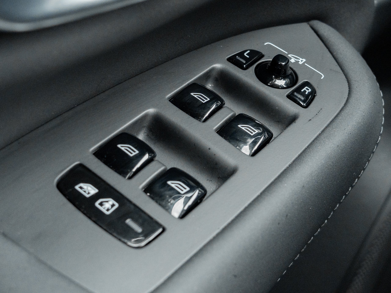2026 Volvo XC90 B6 AWD PLUS  ALMOST NEW  VOLVO CPO RATE fr 2.99%*-14
