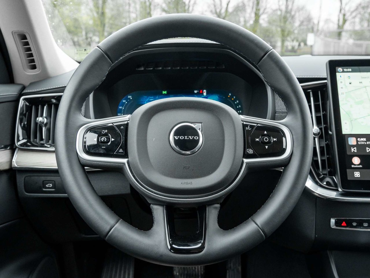 2026 Volvo XC90 Plus Dark Theme-7