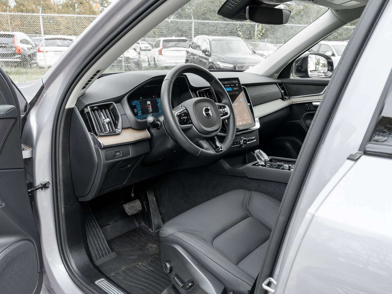Volvo XC90 B6 AWD PLUS^Volvo CPO Rate fr 2.99%*^Great Value 2026-7