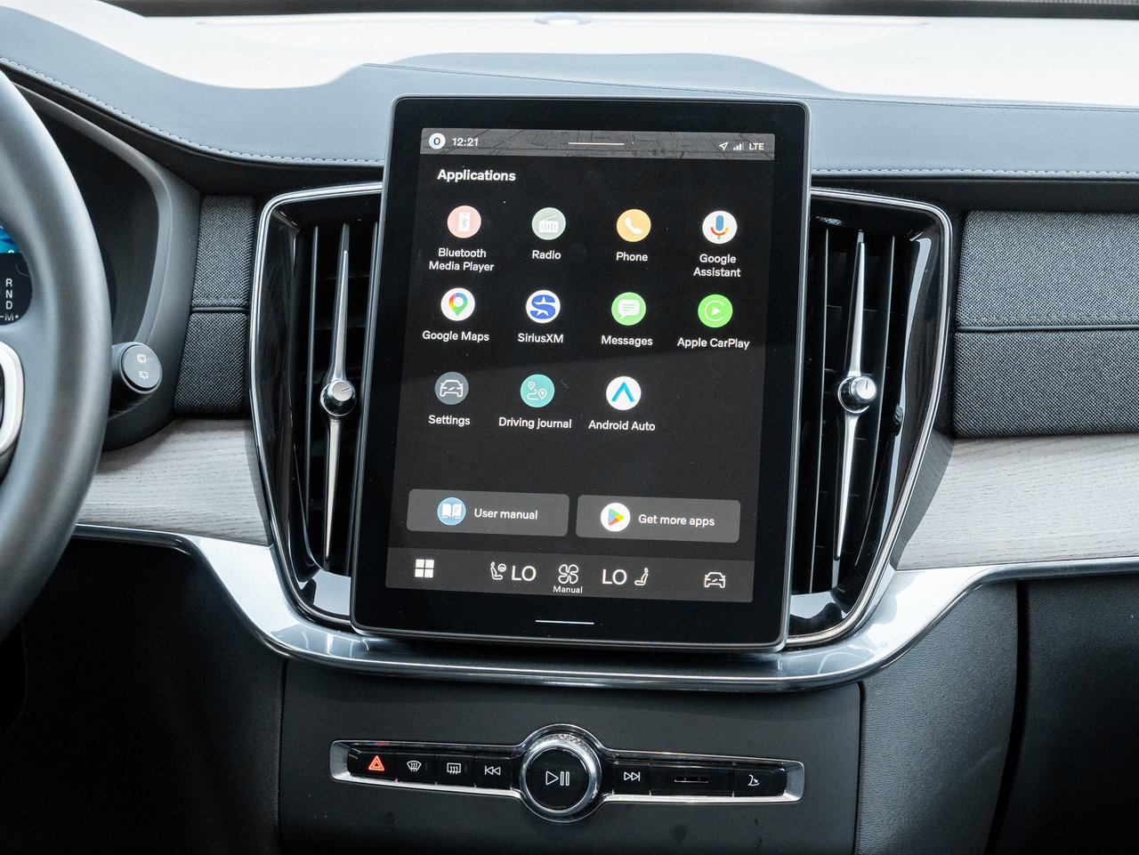 2026 Volvo XC90 B6 AWD PLUS Dark Theme  VOLVO CPO RATE fr 3.49%*-26