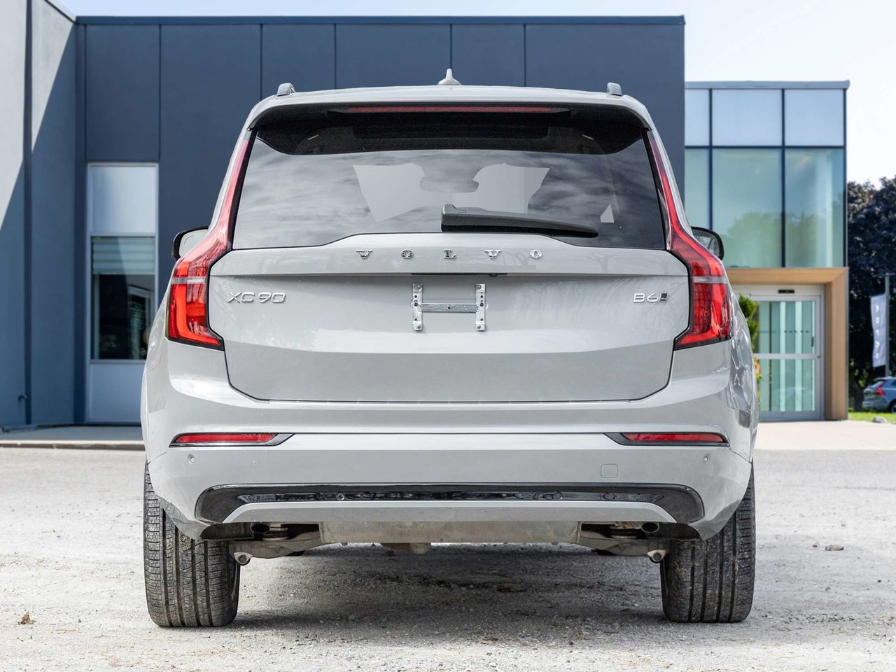 2026 Volvo XC90 Plus Dark Theme-5