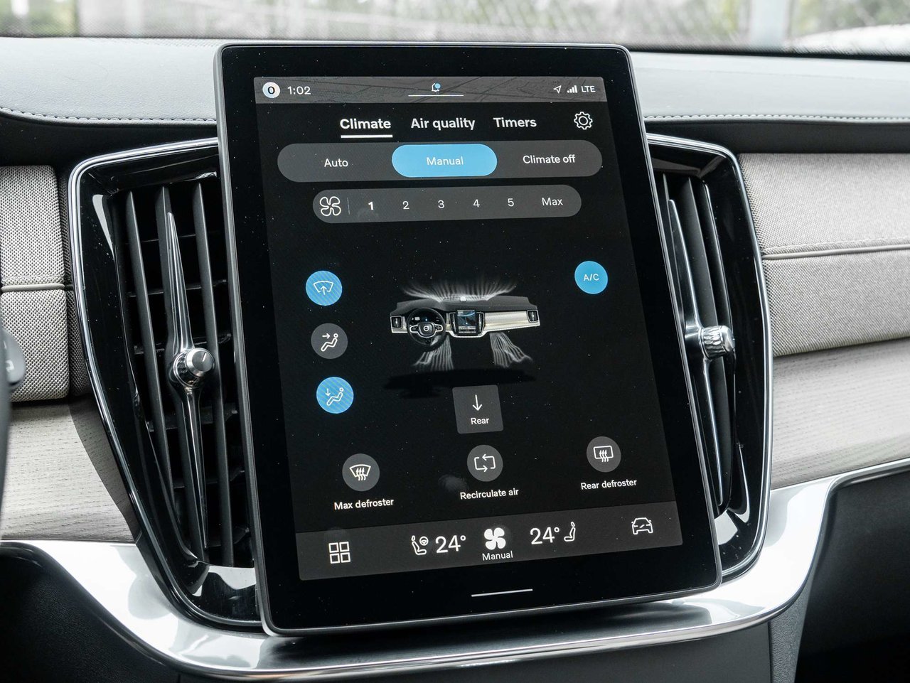 2026 Volvo XC90 B6 AWD Ultra Dark Theme  CPO RATE fr 2.99%*-19