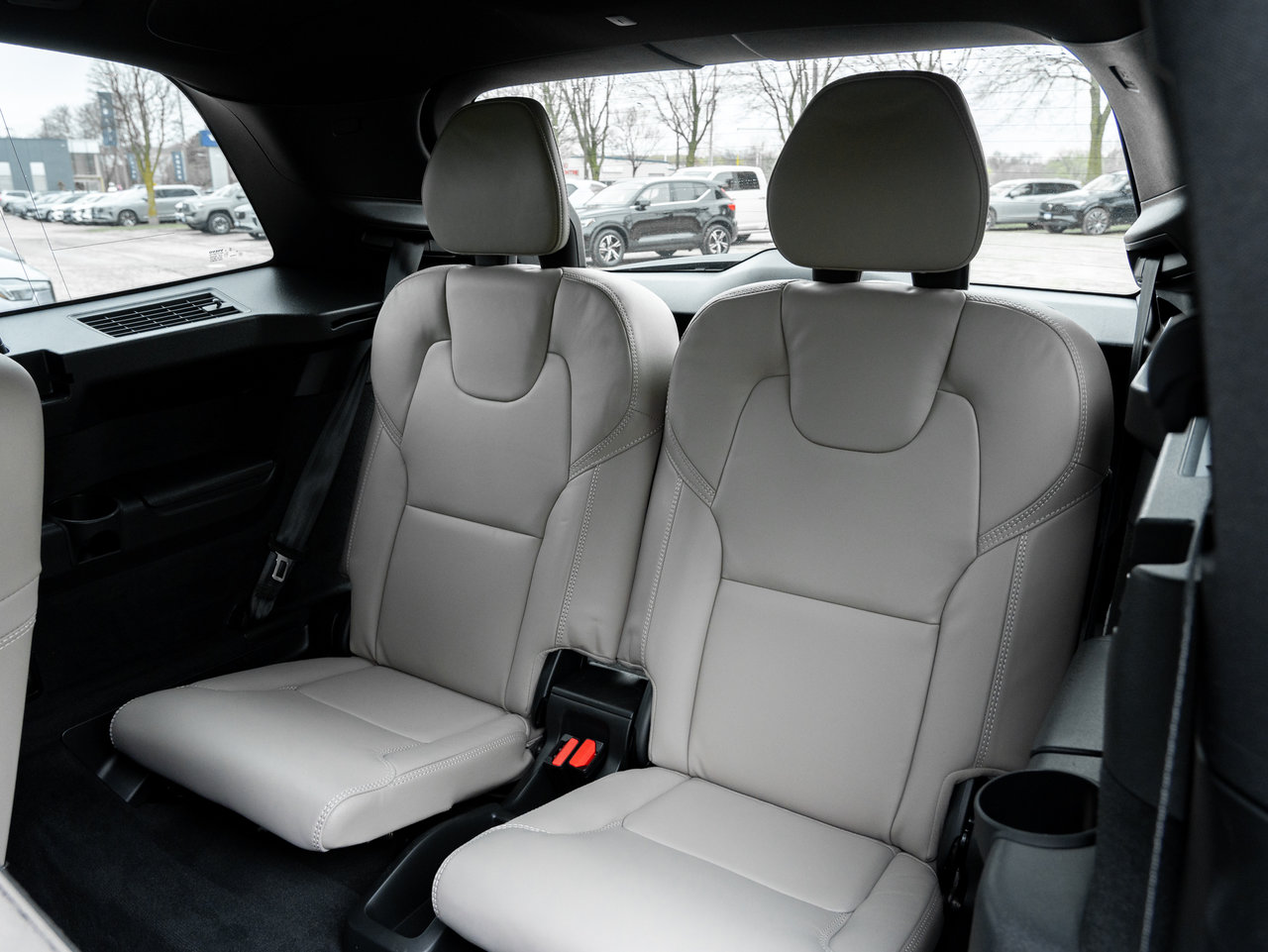 Volvo XC90 B6 AWD Ultra Dark Theme  CPO RATE fr 2.99%* 2026-26