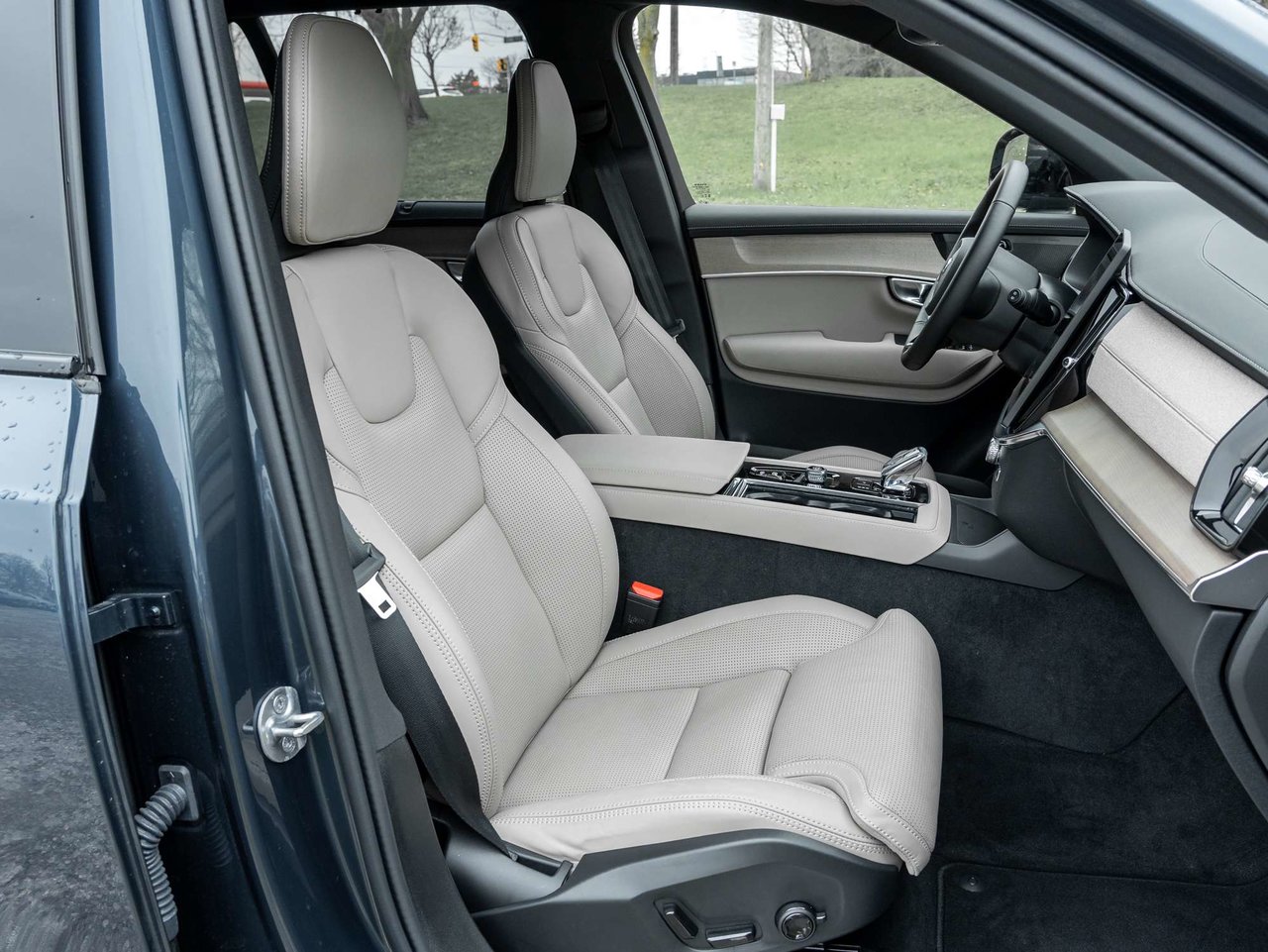 2026 Volvo XC90 B6 AWD Ultra Dark Theme  CPO RATE fr 2.99%*-22