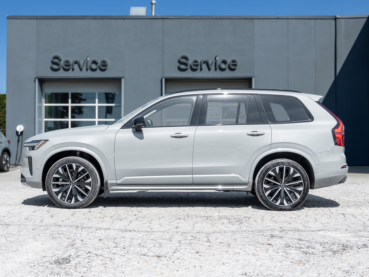 2026 Volvo XC90 B6 AWD Ultra  VOLVO CPO RATE fr 2.99%*-3