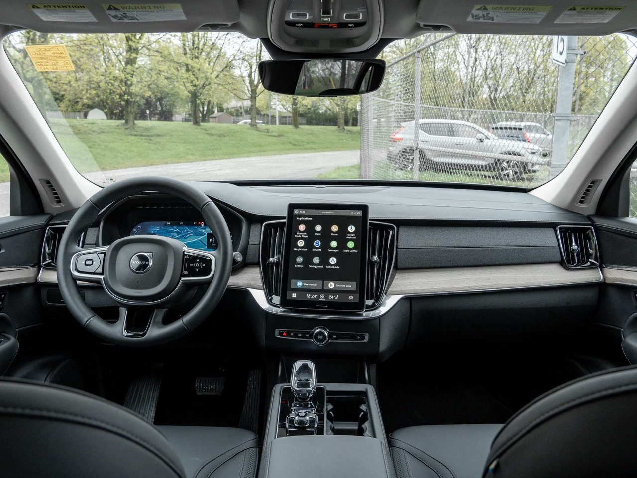 2026 Volvo XC90 Plus Dark Theme-25
