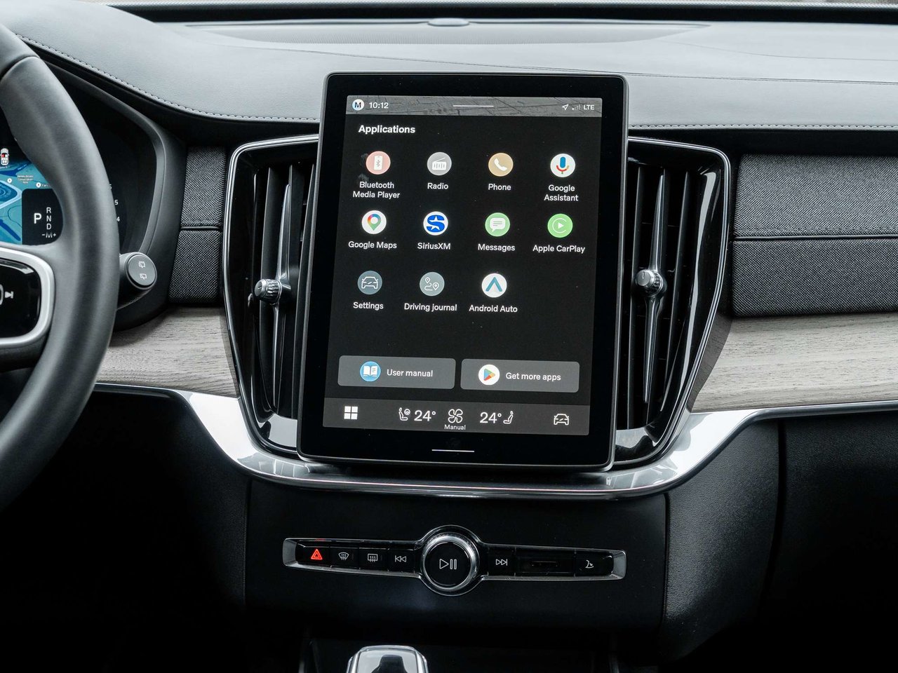 2026 Volvo XC90 Plus Dark Theme-26
