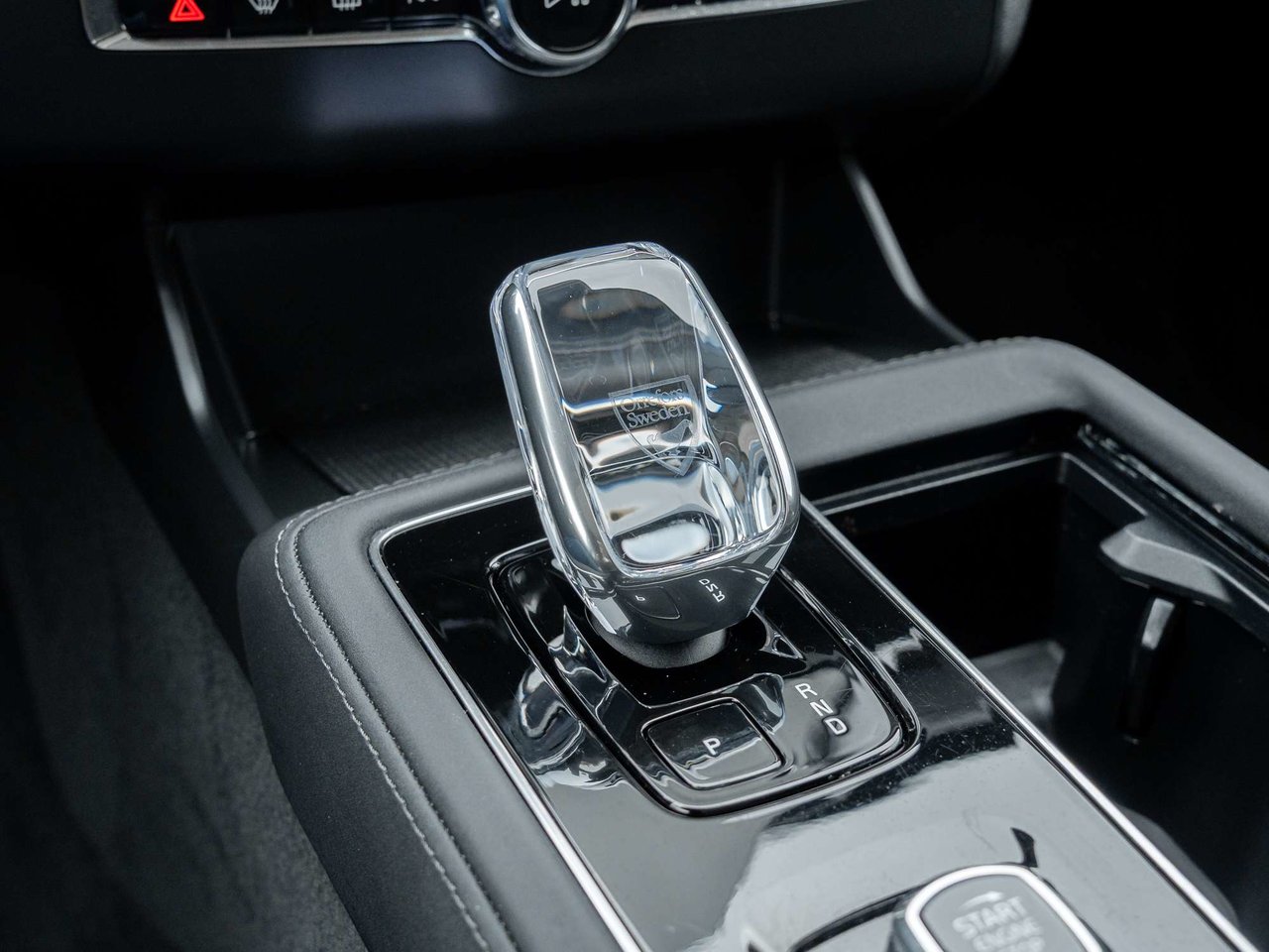 2026 Volvo XC90 Plus Dark Theme-15